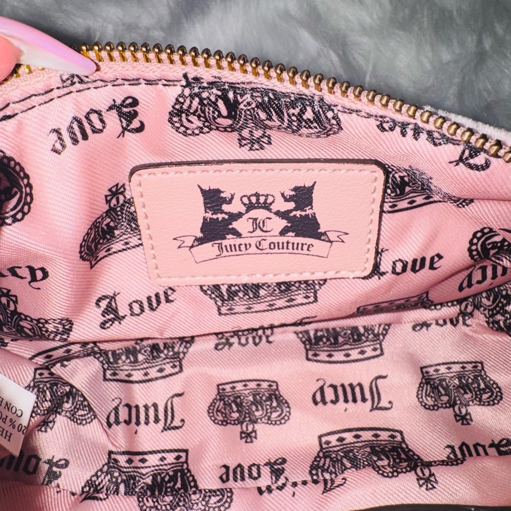 Authentic Heritage Juicy Couture Wristlet turn Clutch with Gold Heart Charms - Picture 6 of 9